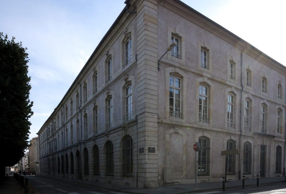 Désamiantage de l’hôtel de la Reine, bâtiment Lyautey à Nancy (54)